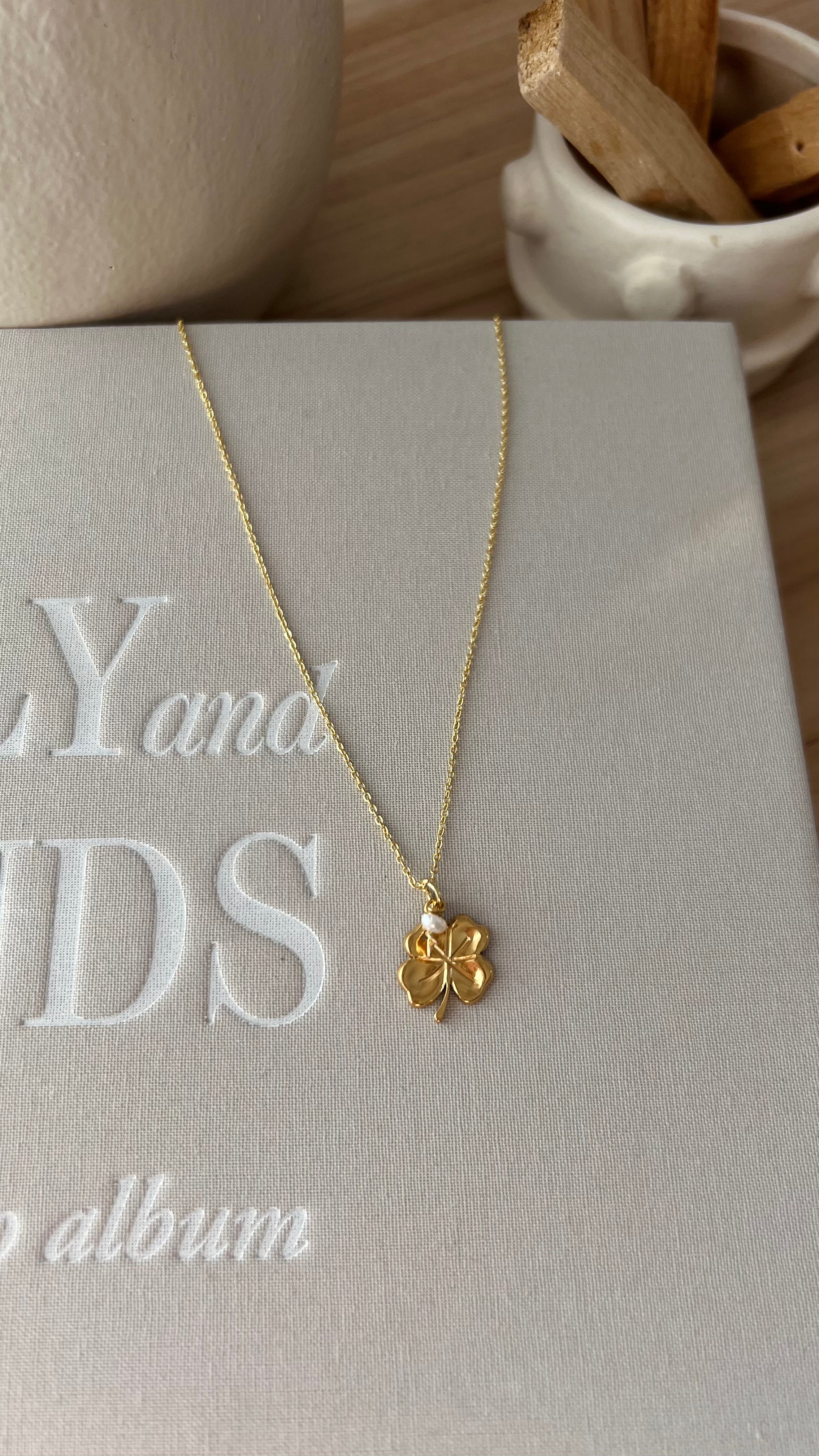 Collier Lucky